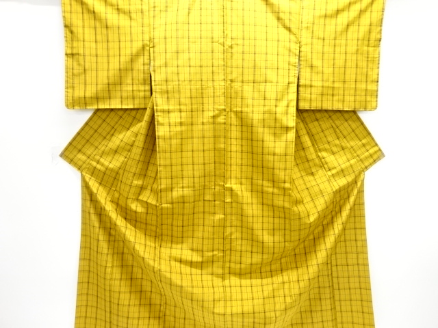 未使用品　本場黄八丈　格子織り出し着物